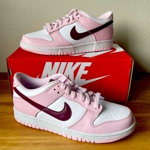 💞🎀🌸 NIKE DUNK LOW PINK FOAM SZ 6.5Y / 8W 🎀🩰🌸